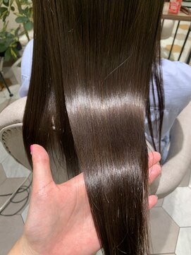 ムーン ティコブラーエ(moon tico brae) ６月(大人ガーリー/チョコレート/モードヘア)