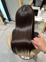 ロンドメリア 天神大名店(Lond Melia)&nbsp;★グレージュカラー斜めバングデザインカラーシルキー ベージュ