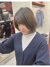 モアヘアーセカンド(MORE-HAIR Second) 西岡 咲子