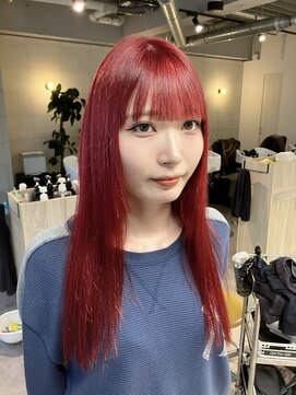 コワファーストナガサキシャンプーボーイ(COIFF1RST NAGASAKI SHAMPOO BOY) 長崎 ブリーチ1回 レッドカラー