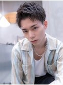 ビジネスショートレイヤーかき上げコンマヘアツイストパーマ