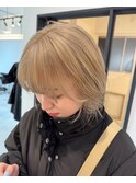 ホワイトベージュ