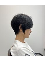 テルミークリニカルデザイン 北千里 ひし形ショート40代ショート襟足タイト後頭部丸み