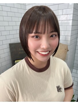 レガーレ(Legare) 切りっぱなし×顔周りぱつっと×ボブ