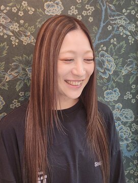 レヴェヘア rever hair レイヤーロングヘア