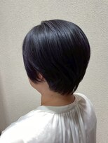 アクセ&nbsp;艶髪ブルーブラック×小顔似合わせカットショートボブ30代40代