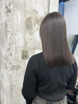 ネウィ 京都四条烏丸(newi)&nbsp;ダークグレー＆切りっぱなしミディアム