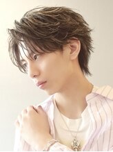 アビールブレ 新潟万代(ABEY LEVRAI)&nbsp;ハイライトフェザーショートナチュラルフェザーパーマ
