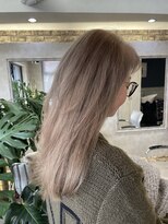 ヘアアンドメイク アリス(hair&make ALICE produce by COLT)&nbsp;ロング　ダブルカラー　ミルクティーベージュ