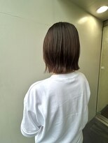 ロッティー(Lotti) ぱっつんボブ