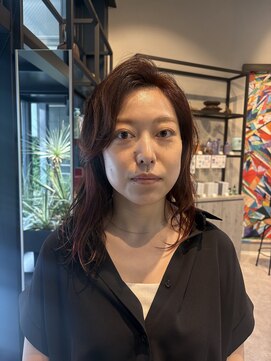 コレットヘアー ザモリオカ(Colette HAIR the MORIOKA) ミディアムロングインナーピンク