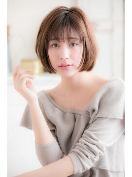 ファイル バイ リトル(file by little) 切りっぱなしボブ