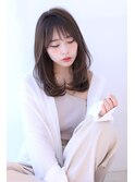 アッシュグレーのワンカールミディ
