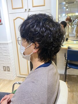 ネオリーブ チロル 横浜西口店(Neolive CiroL.) メンズウルフパーマ☆【seira】