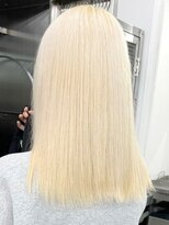 ウィコ 新宿(WICO)&nbsp;ホワイトブロンド[新宿駅/デザインカラー/シルキーベージュ]