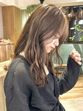 ディッセンバー 渋谷(December) 【December】ブリーチなし透明感オリーブグレージュカラー◎