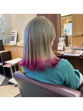 シャンプー ボーイ 宮崎柳丸店(SHAMPOO BOY) グレージュ/ピンク