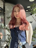 ヘアーアンドメイク ビス(HAIR&MAKE bis)&nbsp;ブリーチ◎ハイトーン/残留しないピンクカラー☆【多田　華歌】