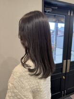 ラヴィン(LOVIN’)&nbsp;オリーブグレー/暗髪/韓国風/顔まわりカット