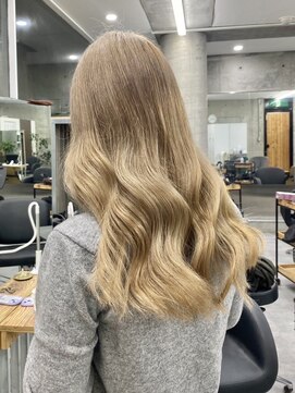 ウェーリング(Welring) ハイトーンベージュ