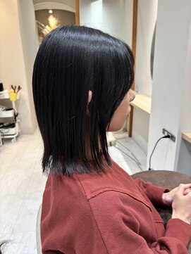 フィーカ(fika) 切りっぱなしボブ