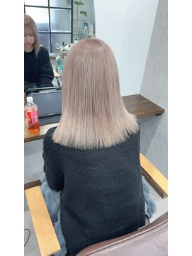 ヴェルム ヘア デザイン(Velum.HAIR DESIGN) ペールベージュ