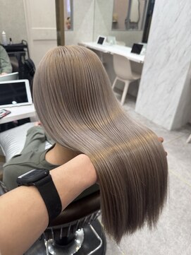 ロンド レア 天神大名店(Lond Le’a) ケアブリーチを使用したダメージレスな高明度カラー