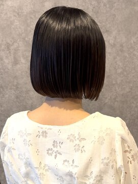 シック(chic.) 垢抜け似合わせミニボブ切りっぱなしボブ