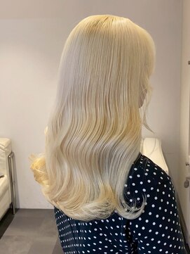 ベレーザ 渋谷(BELEZA) 15906ブリーチ＆ダブルカラーホワイトブロンドアッシュブロンド