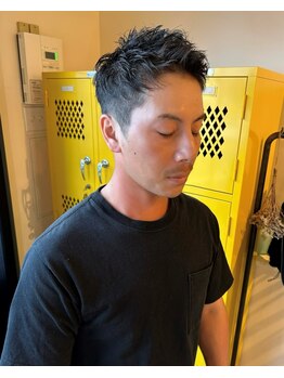お子様から大人の男性まで幅広い層の男性から支持されるサロン！再現性の高いカットで毎朝の時短に◎