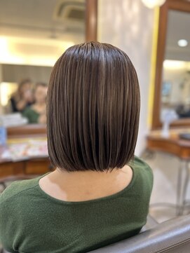 ルーシー ヘア キュア(Ｌｕｃｉ  Ｈａｉｒ  Cu´re ) ボブヘア