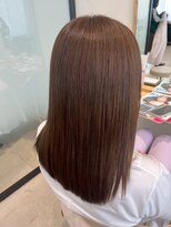 ファムバイアヴァンス(Femme by AVANCE.)&nbsp;チェリーブラウンやわらか透明感。王道ストレート