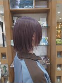 艶めくカシスラベンダー×コンパクトボブ