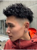 アクティブショート短髪パーマスパイキーパーマメンズショート