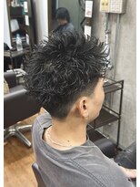 ドアベルメンズ(Door Bell Men’s) スパイキーショートパーマ