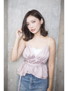 サロンドミルク 原宿(salon de MiLK) 【salon de MiLK 原宿】耳かけ外ハネウェーブ×ソフトベージュ