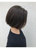 切りっぱなしボブ　スモーキーブルージュ