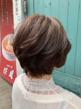 アスイン(asuin) 大人の柔らかショートヘア