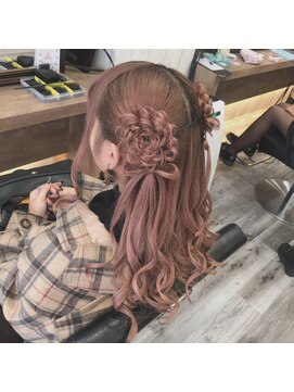 ヘアセット アリエス 新宿駅前店(aries) お花とリボンのハーフツイン