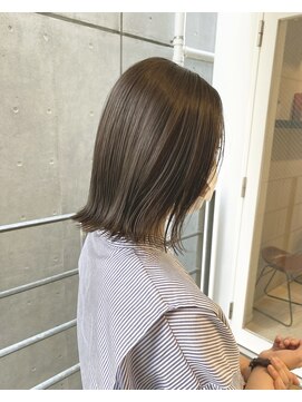 マイラ 銀座(myla) 【ブリーチ無し】髪が柔らかく見えるヌーディーカラー