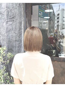 フロムファースト FROM.1st ペールベージュ