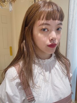 ホテリー(Hotely) 眉上bang