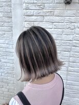 アンダーバーホワイト 広島 並木店(_WHITE)&nbsp;シャドールーツ