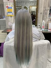 スタイルPV数等、エリアトップクラス★注目度の高いスタイルが出来るのが実証！ホワイト/バレイヤージュ