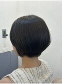 くびれと丸みのショートカット