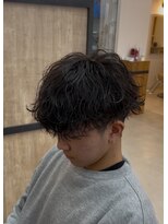 メンズギフト(men's GIFT)&nbsp;刈り上げツーブロック波巻きスパイラルパーマメンズマッシュ