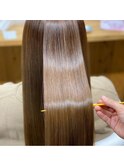 素髪のような自然な美しさ・髪質改善ストレート