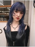 ウルフ　ハッシュカット　くすみブルーカラー　ギザギザ