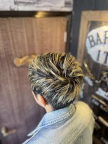 8番館&nbsp;メンズホワイトハイライトラウンドマッシュ