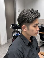 クイル(quill)&nbsp;大阪梅田メンズハイライト/センターパート／ホワイトメッシュ